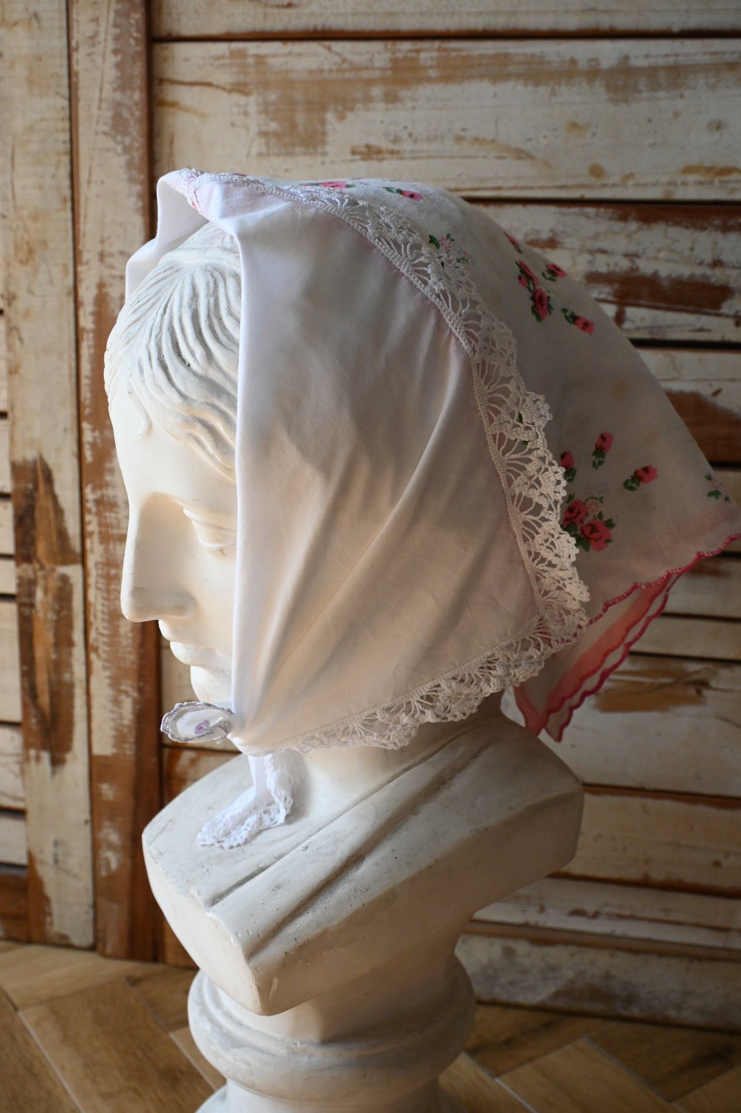 Flower lace handkerchief scarf/PONMOSIR