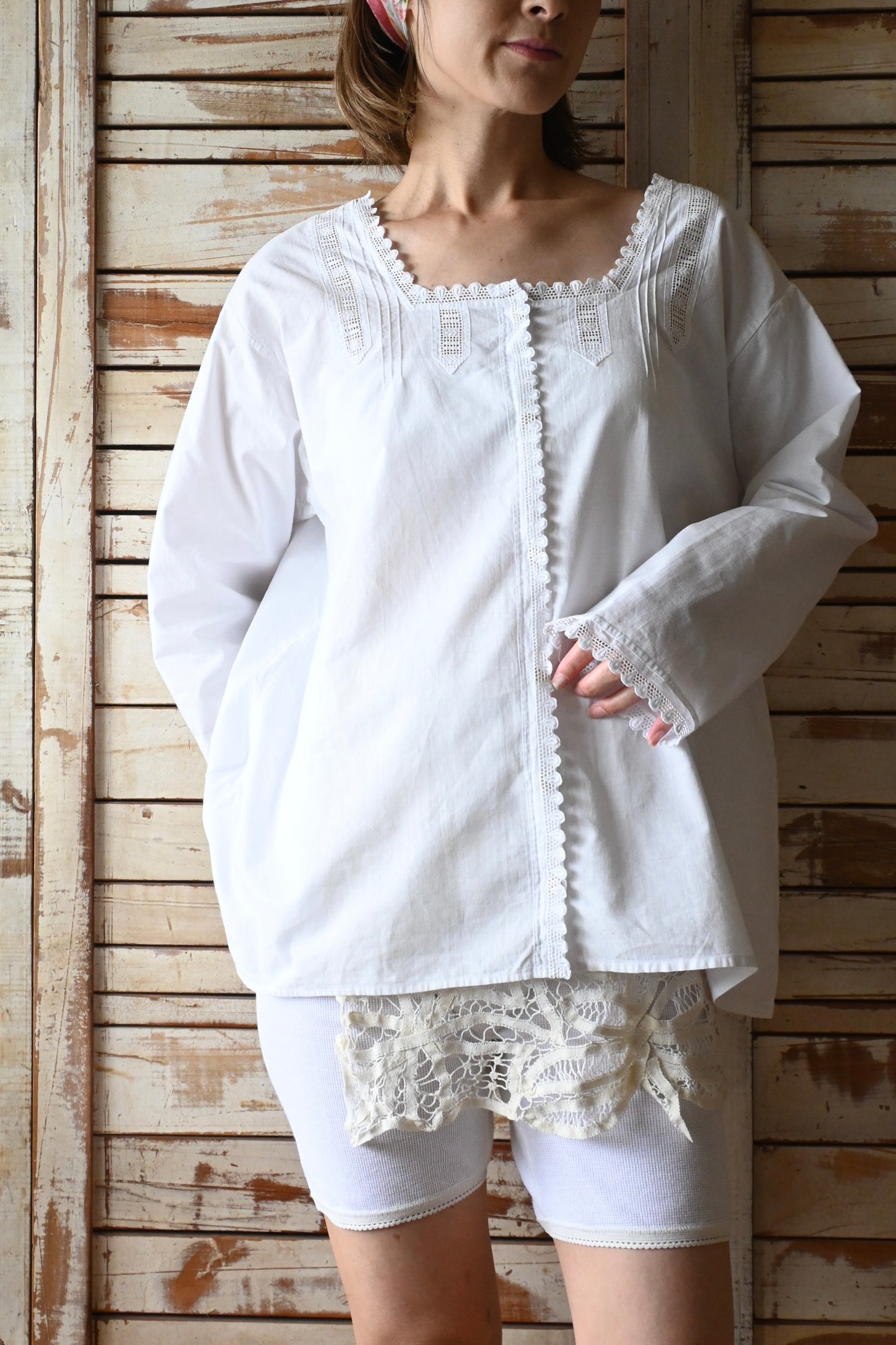 EURO Cutwork lace blouse/WHITE