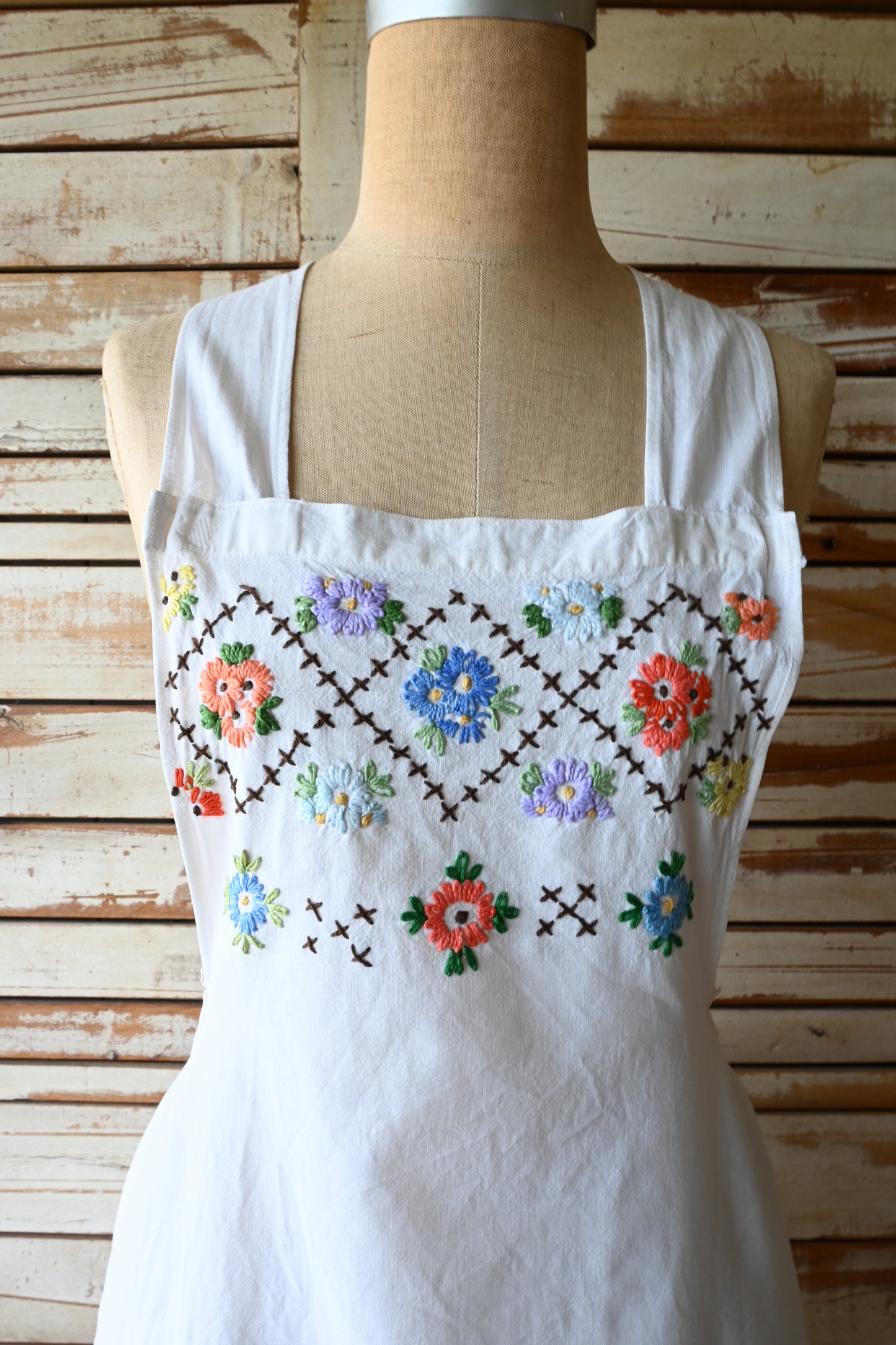 EURO Embroidery apron/MULTI