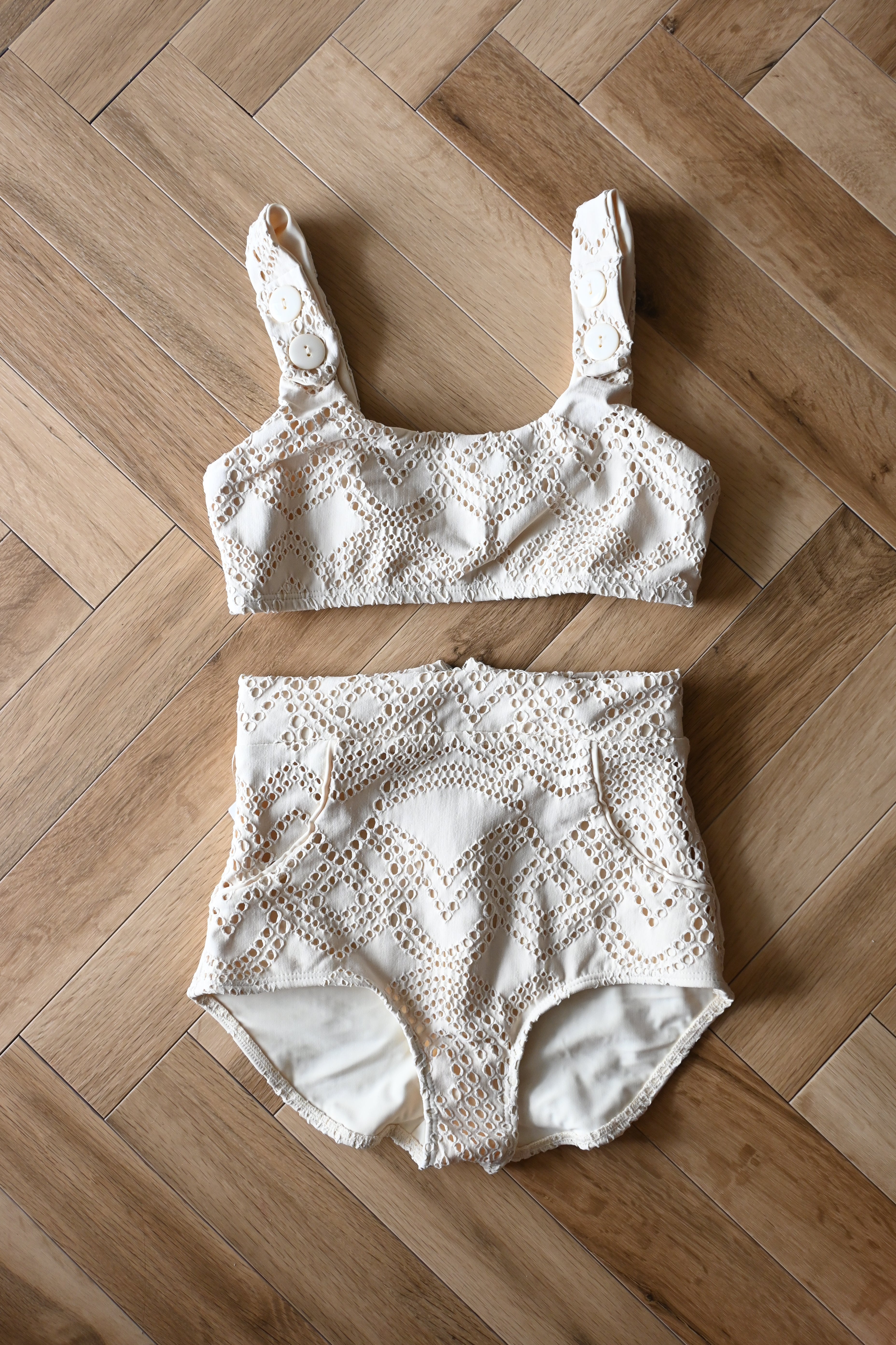 SEEA/SWIMWEAR – ponmosir