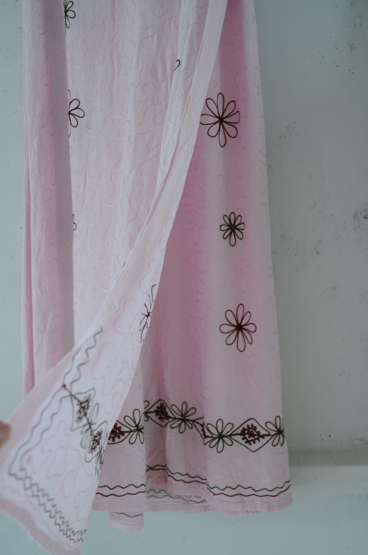 Flower embroidery wrap skirt/B.PINK