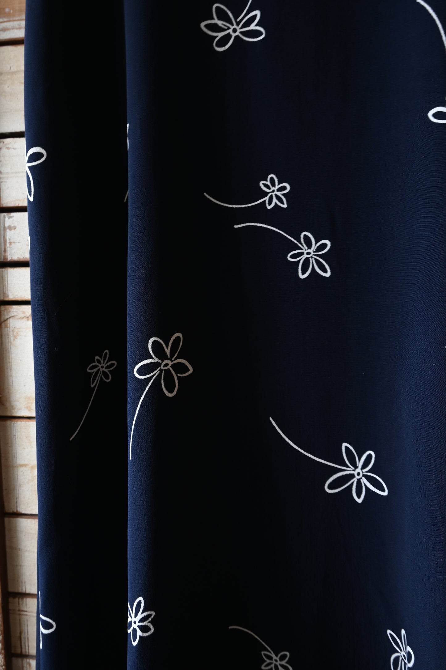 Flower pattern skirt/NAVY