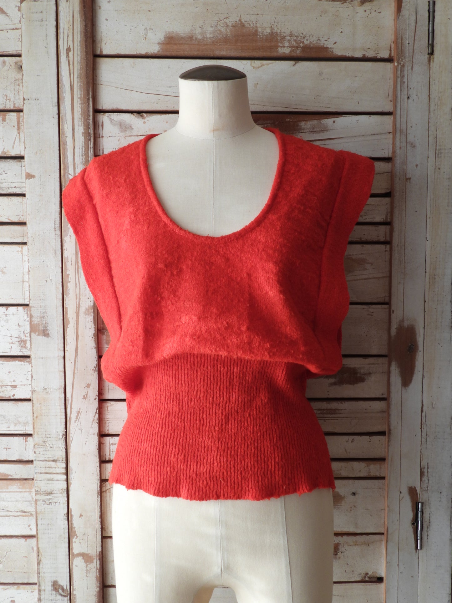 Knit vest/RED