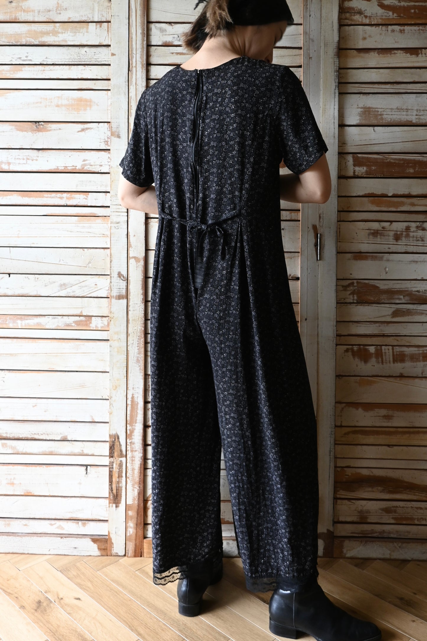 Floral pattern all in one/BLACK