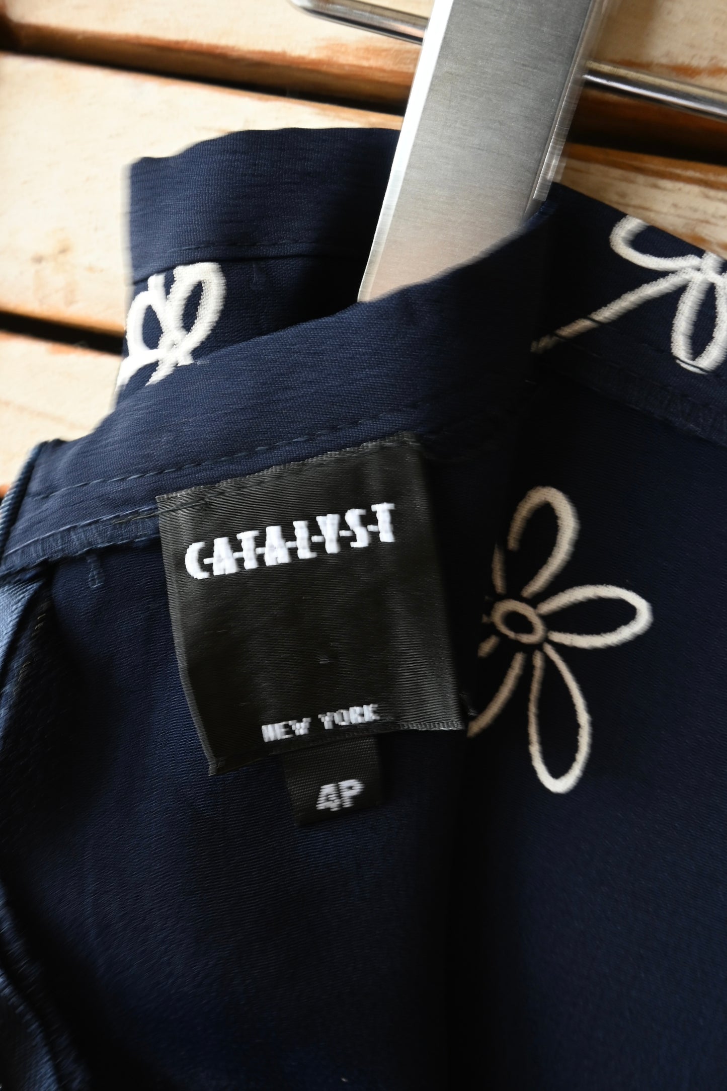 Flower pattern skirt/NAVY