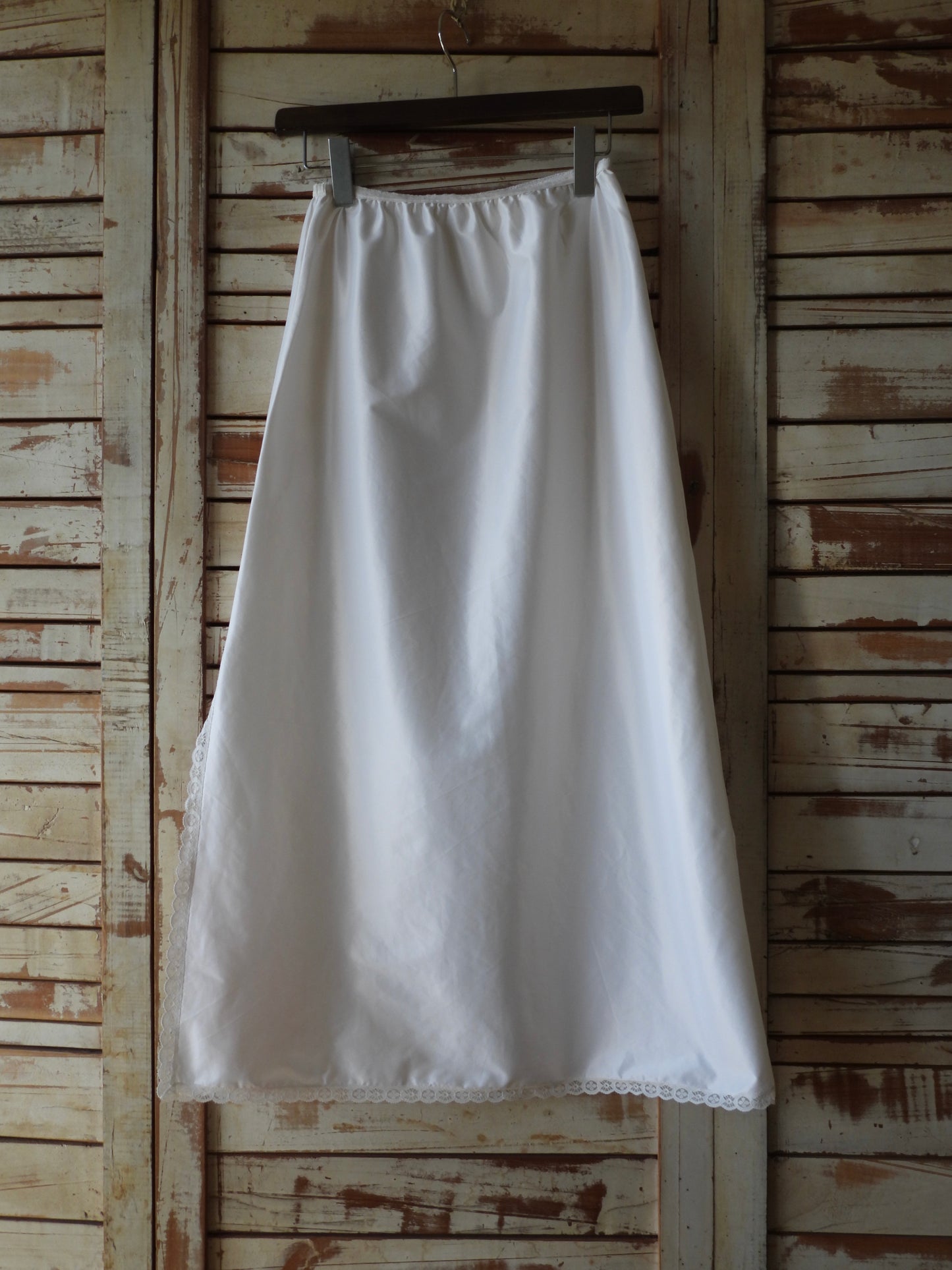 Nylon lace longskirt/WHITE