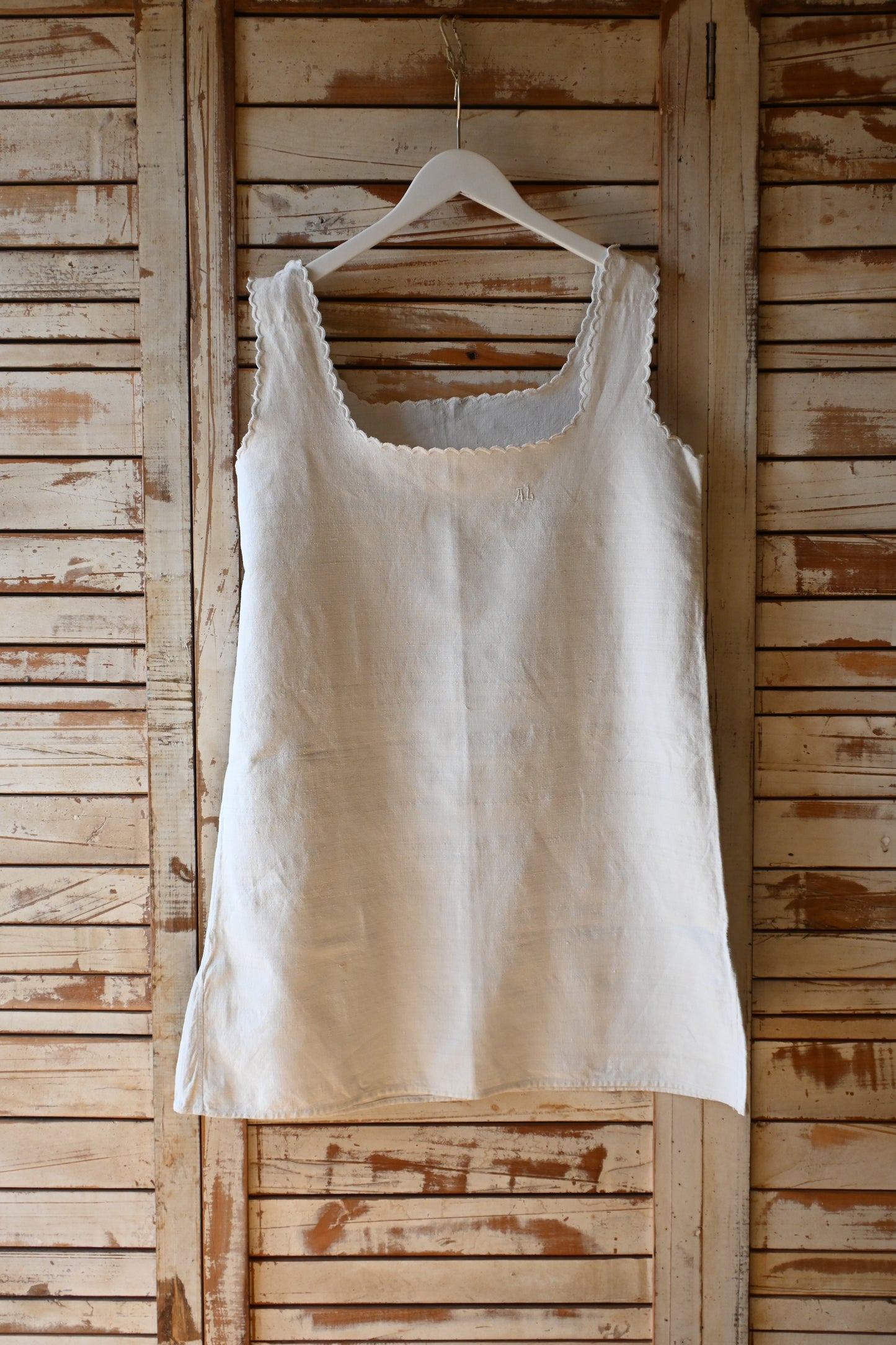 EURO linen embroidery no sleeve dress/IVORY