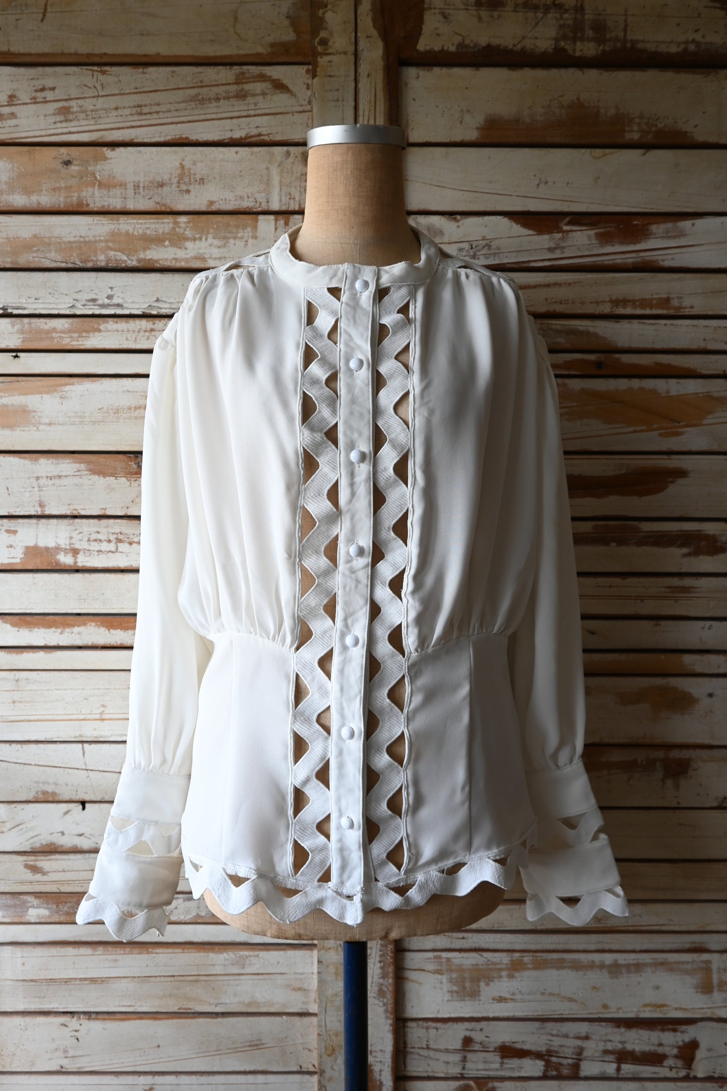 Design blouse/WHITE