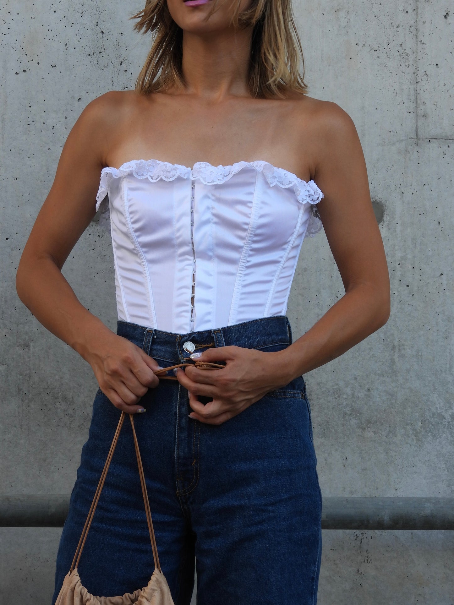 Lace up bustier/WHITE