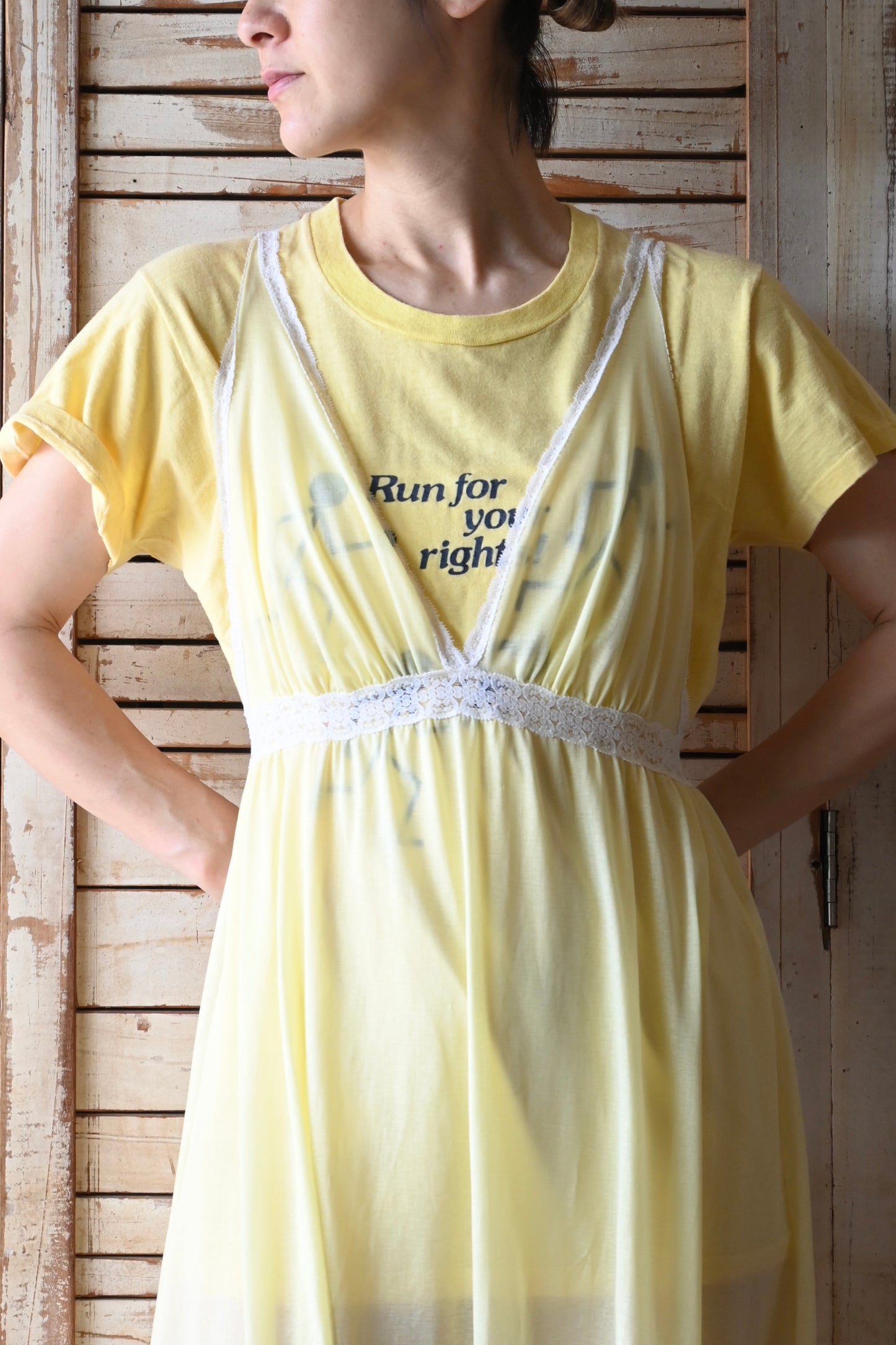 Sleeveless sheer dress/YELLOW
