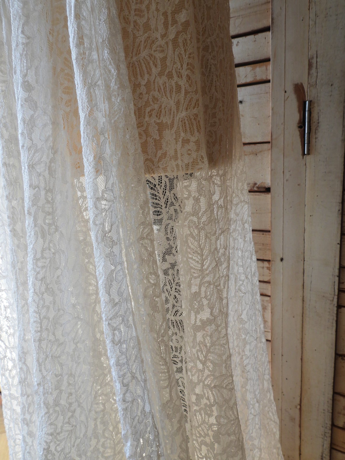Lace skirt/PONMOSIR