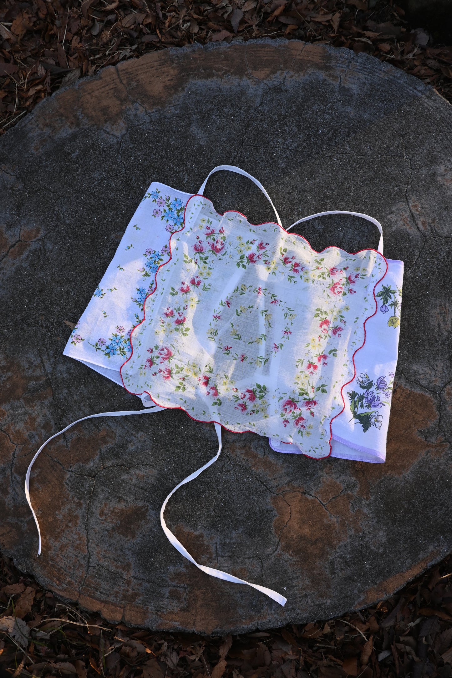 Flower handkerchief camisole/PONMOSIR