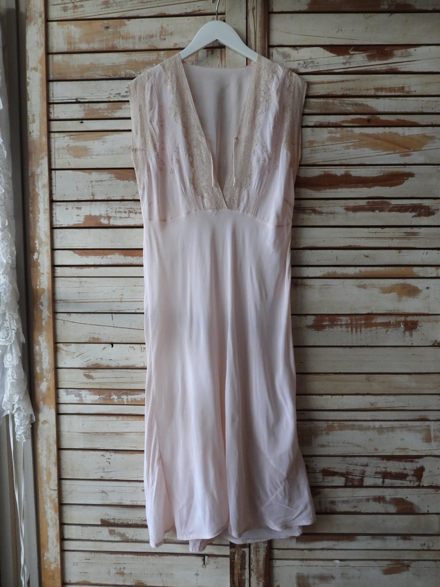 Sleeveless night dress/B.PINK