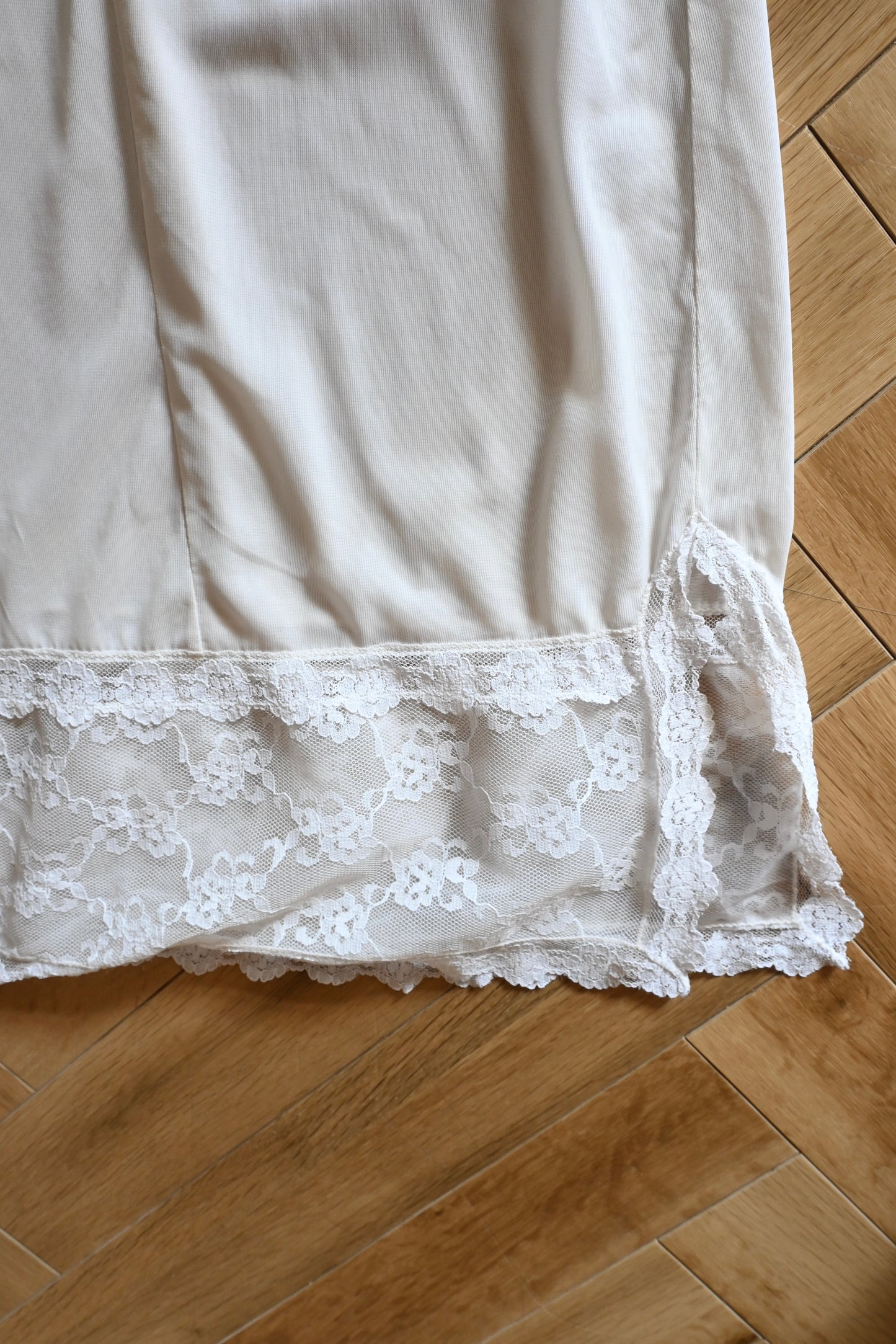 Lace slip dress/WHITE