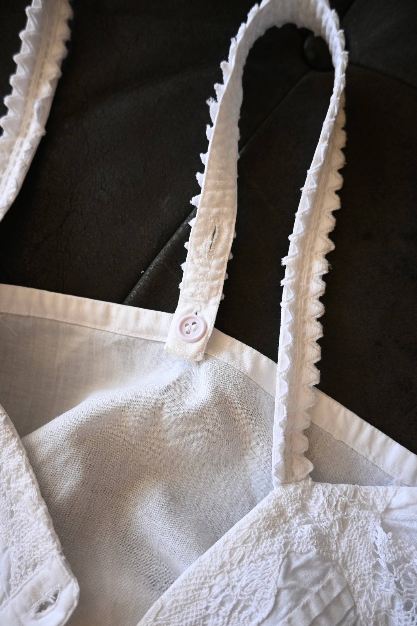 Cotton lace trimmed bustier/WHITE