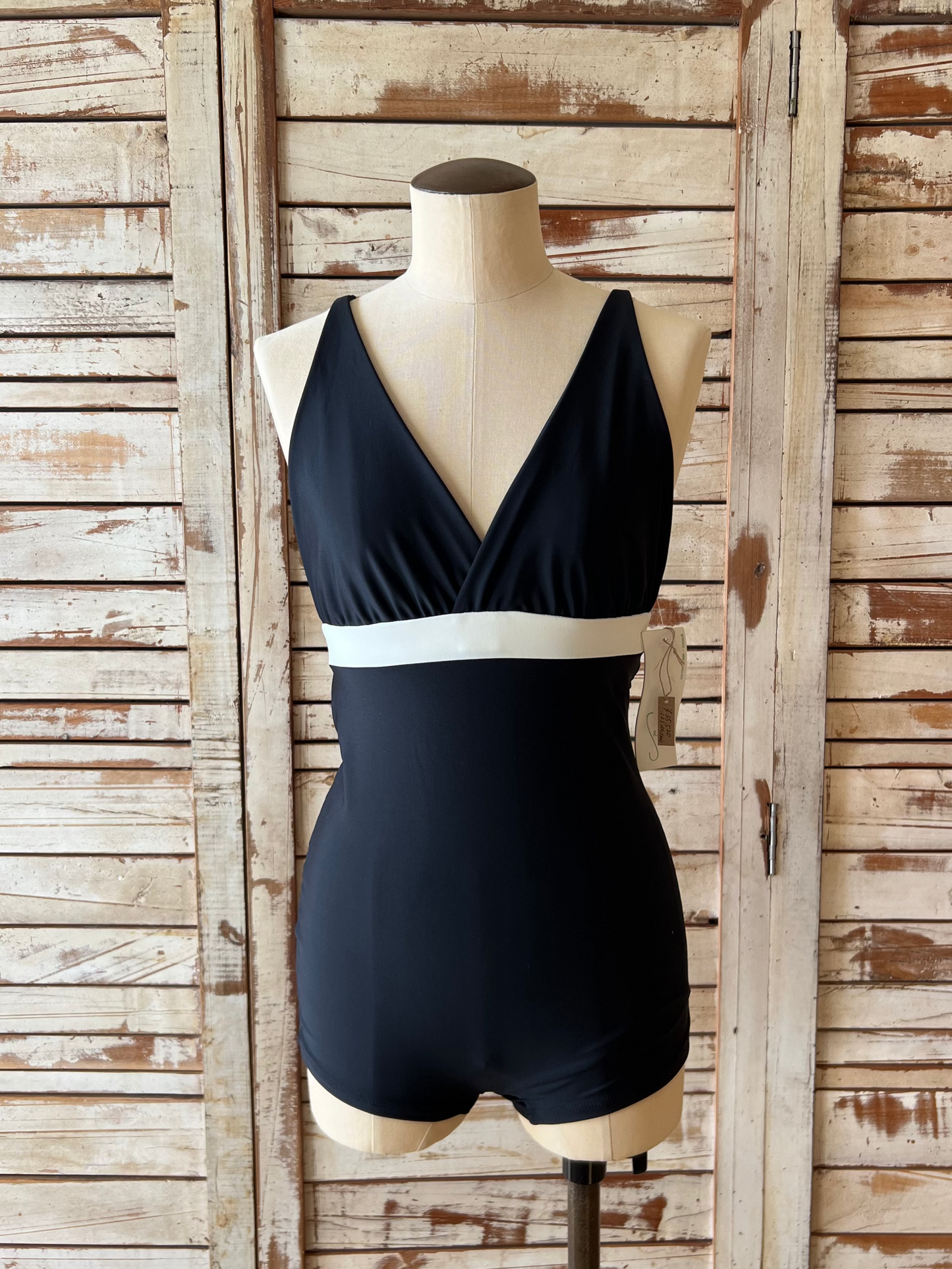 SEEA/San-O One Piece/Black